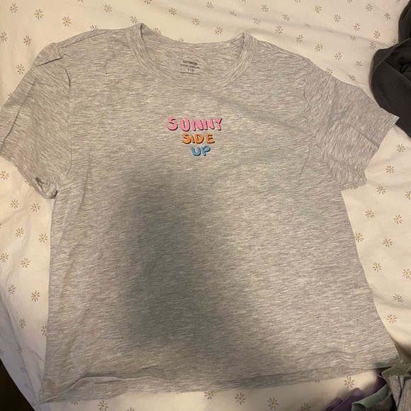 Cute Graphic Tee Crop top basic crop tee - Picture 1 of 3